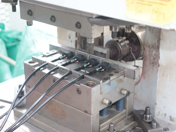 廠(chǎng)房車(chē)間