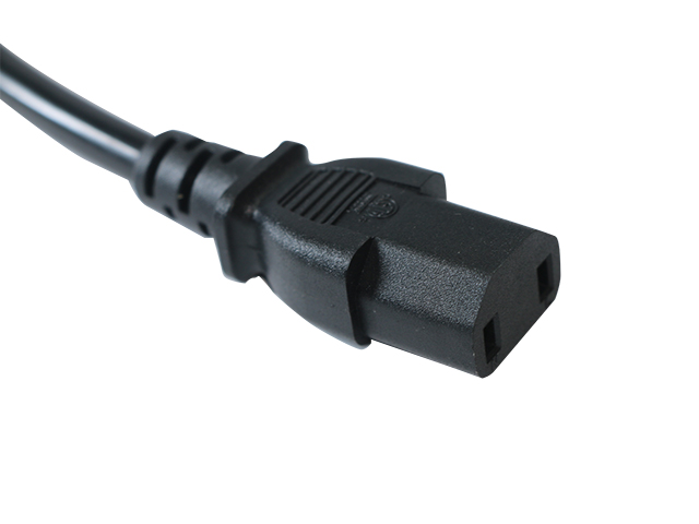 品字尾兩插公差