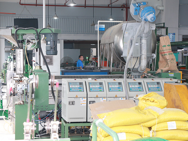 廠(chǎng)房車(chē)間